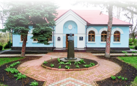 По Гоголівських місцях