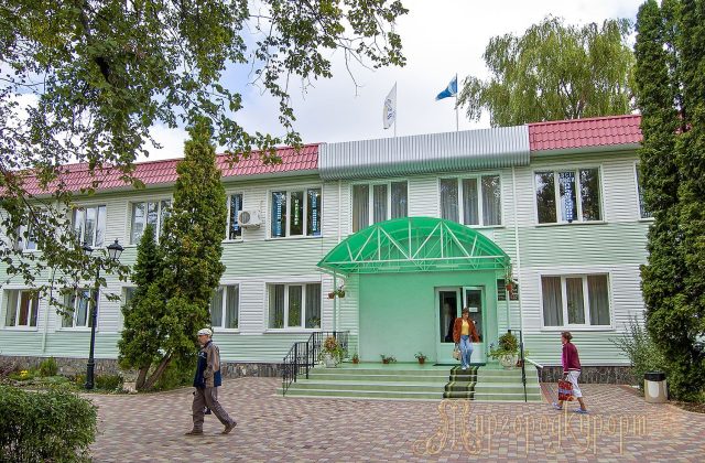 Корпус курортної поліклініки
