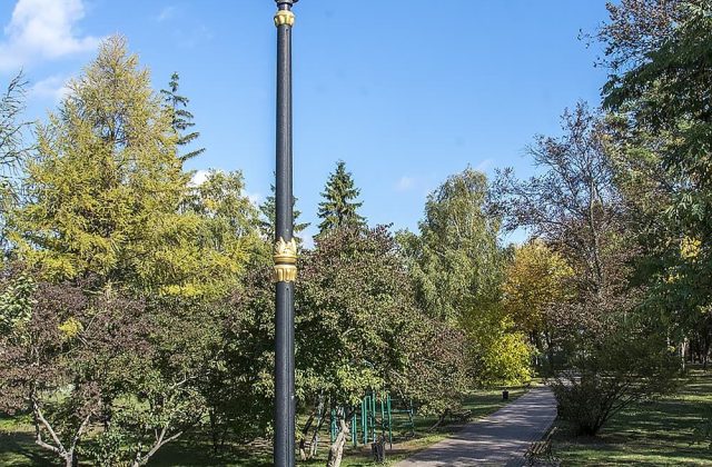 Доріжка курортного парку