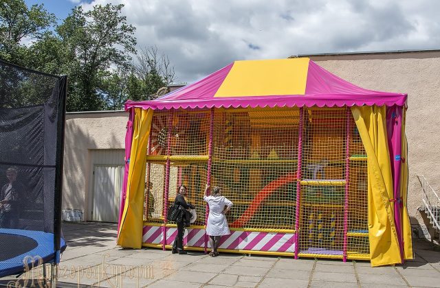 Атракціон на святі
